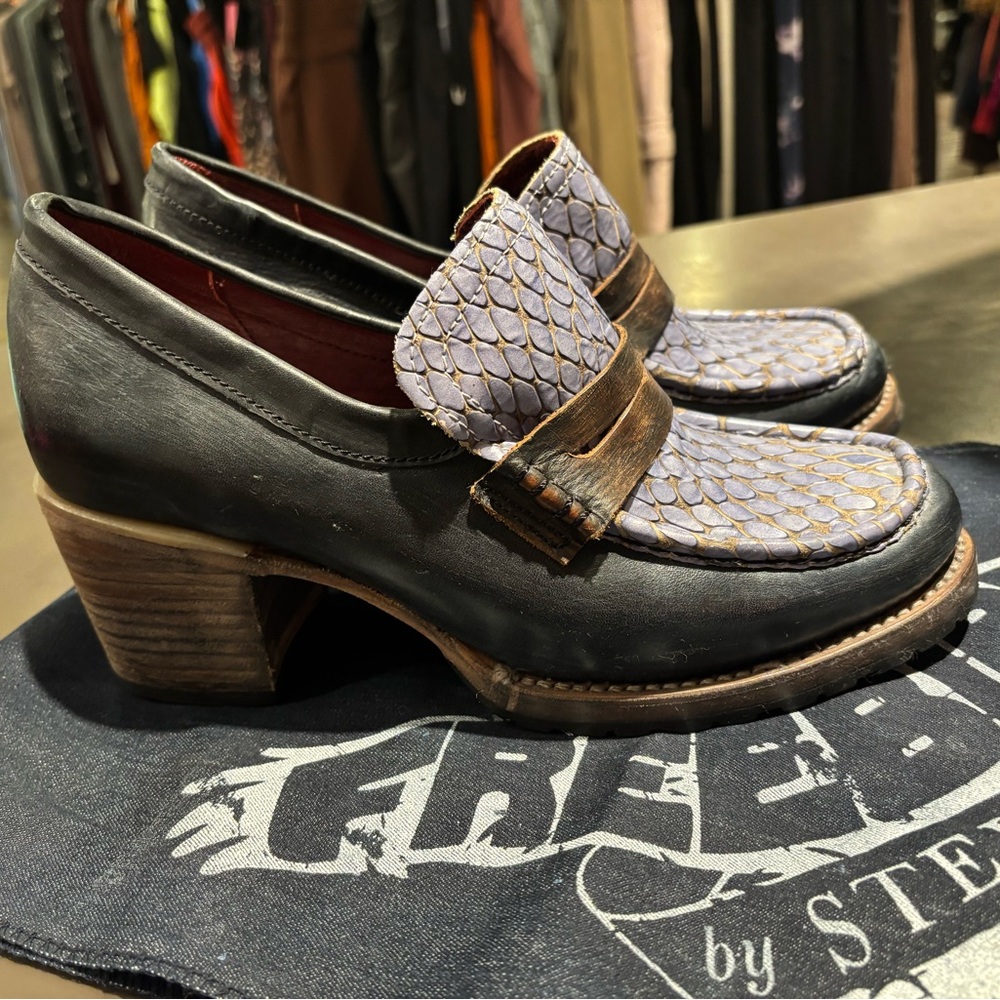 Firebird Black and Brown Women's Shoes - Picture 1 of 4